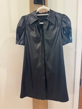 Alice and Olivia black leather dress. Never worn. Size small